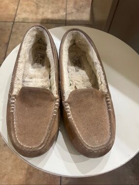 Ugg